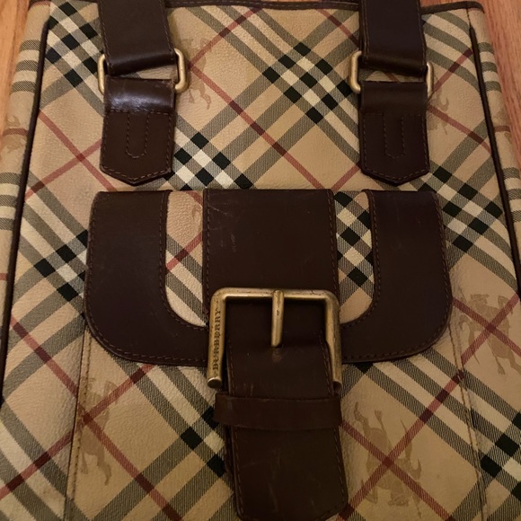 Burberry purse with browns leather straps and snap front with opening - Picture 2 of 13